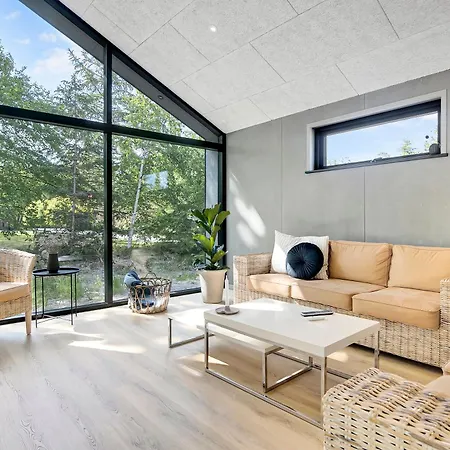Newly Built Summer House Full Of Luxury