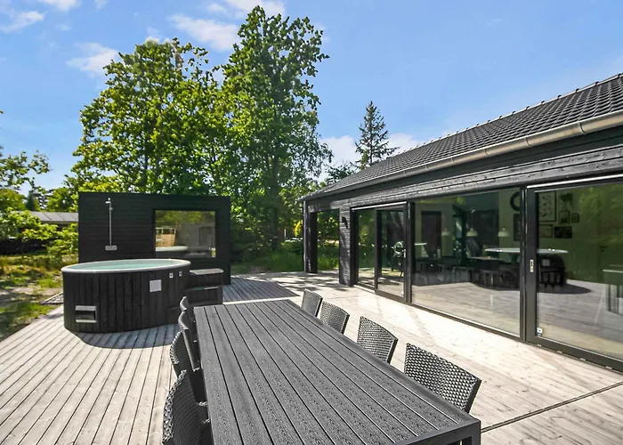 Дом отдыха Newly Built Summer House Full Of Luxury *
