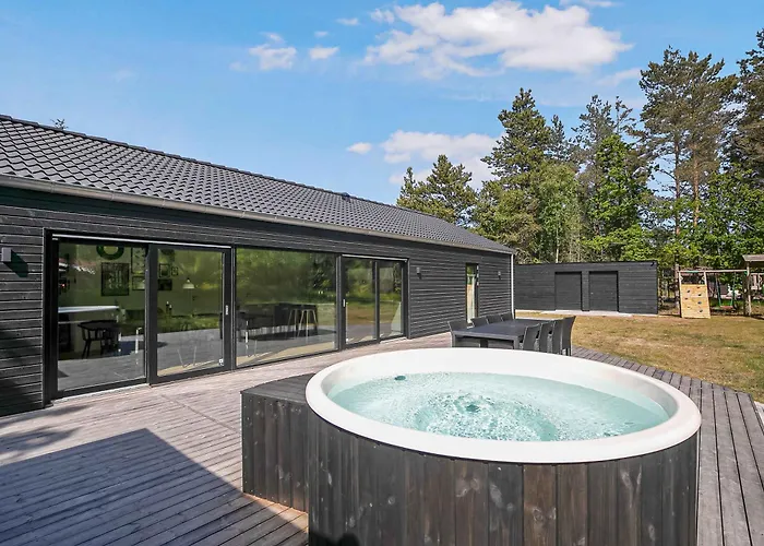 Newly Built Summer House Full Of Luxury Дом отдыха Халс